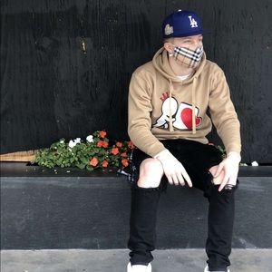 Meet your Posher, Charles